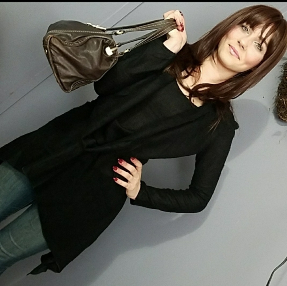Stunning Imported Top CHECK THIS OUT!!! - Picture 1 of 6